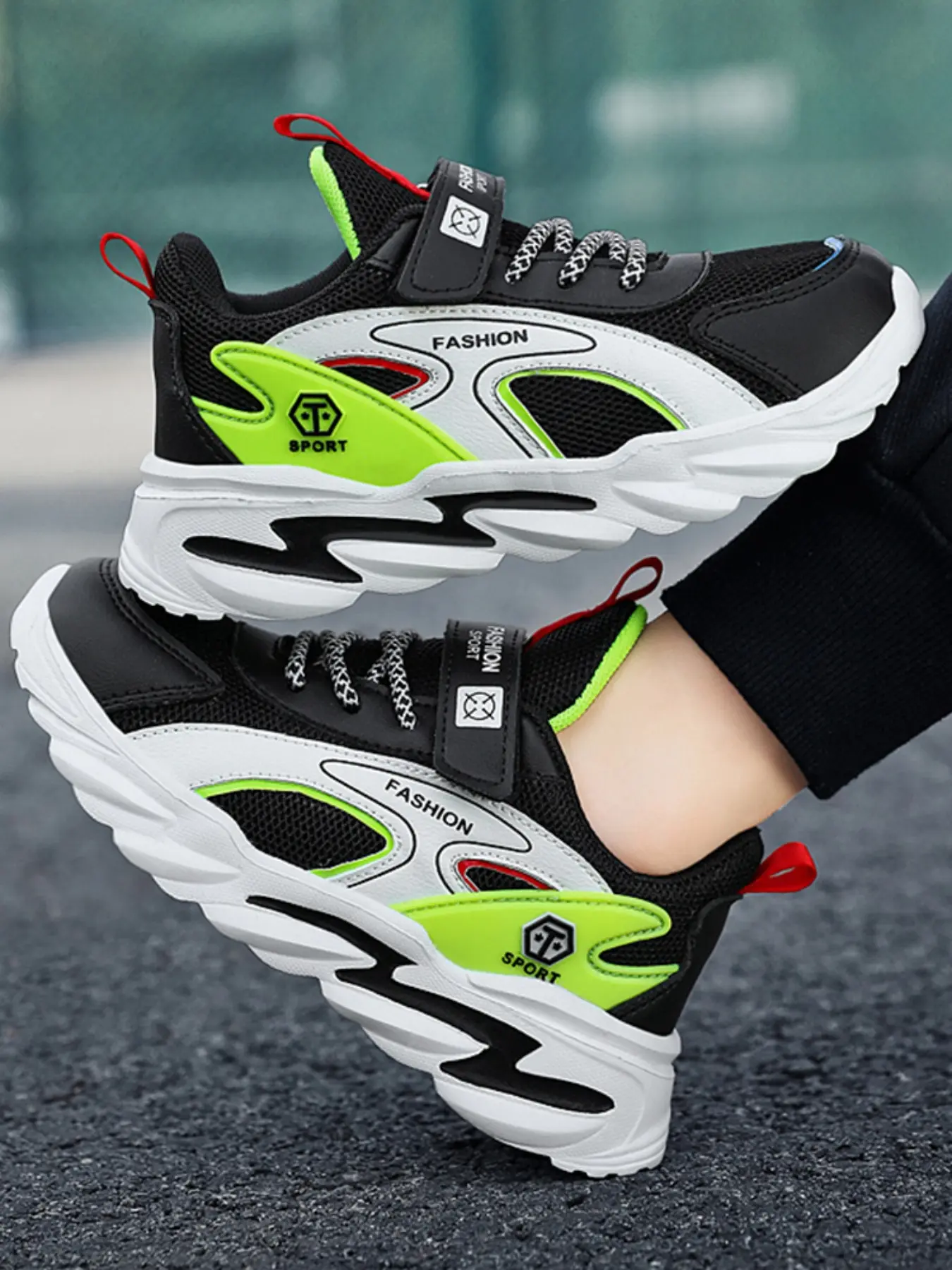 Boys' Low-Top Sport Shoes, Color Block Sneakers, Athletic Shoes, Youth Authentic Shoes, Breathable Mesh Running Sneakers, Anti-Slip Comfort Design, Easy Wear Velcro Closure, Sporty Shoes, Ideal for School & Daily Use