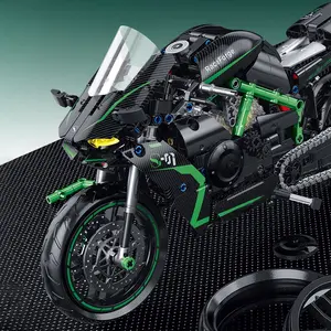 511pcs Creative Fashion Engine Motorcycle Building Block Set, 1:8 Scale Model, DIY Birthday Party Gift, Perfect for Motorbike Enthusiasts