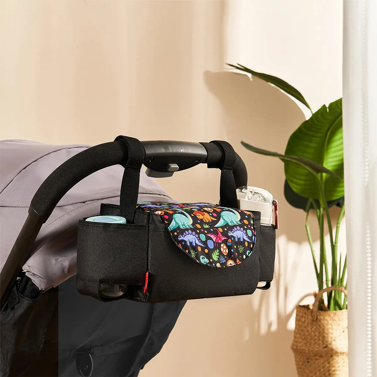Multifunctional Baby Newborn Stroller Hanging Bag, Travel Cute Storage Bag for Bottle Water Cup Diapers, Infant Carriage Hanging Bag, Essential Baby Accessory, Traveling Stroller Gear, Stroller Accessories