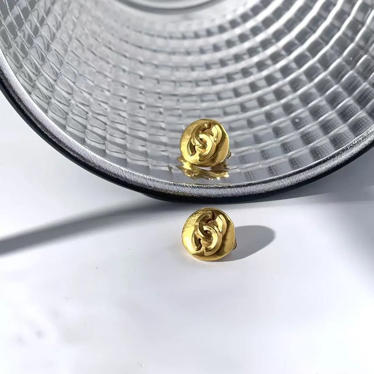 Pre-owned CHANEL Vintage earings 8329