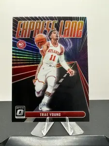 2023-24 Panini Donruss Optic - Express Lane #22 Trae Young