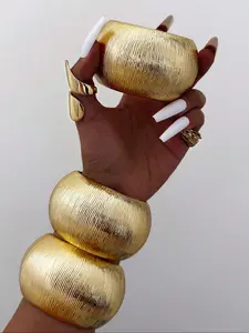 Chunky Cuff Bracelet for Women, Fashionable Bangle, Bold Wide Bangle, Retro Textured Metal Design, Perfect for Parties & Holidays