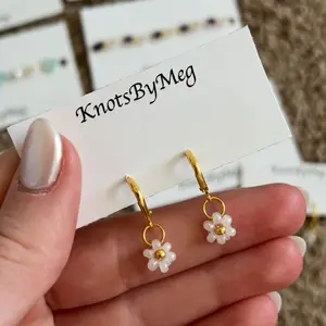 Beaded Flower Earrings White Daisy Hoop Earrings Handmade Dainty Flower Earrings Gold Filled Huggies Floral Wedding Jewelry Bridesmaids Gift
