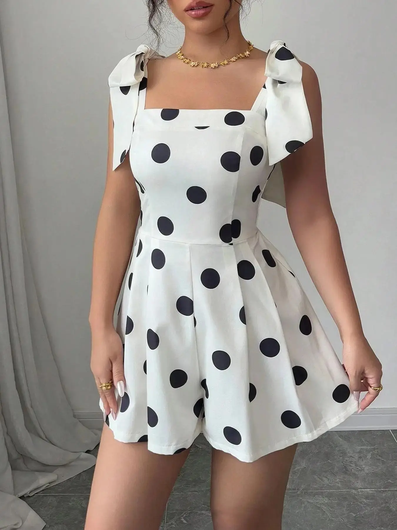 Elegant and Sexy Polka Dots Sleeveless Strappy A-line Romper, Cute Jumpsuit, Womenswear, Suitable for Party and Graduation Season