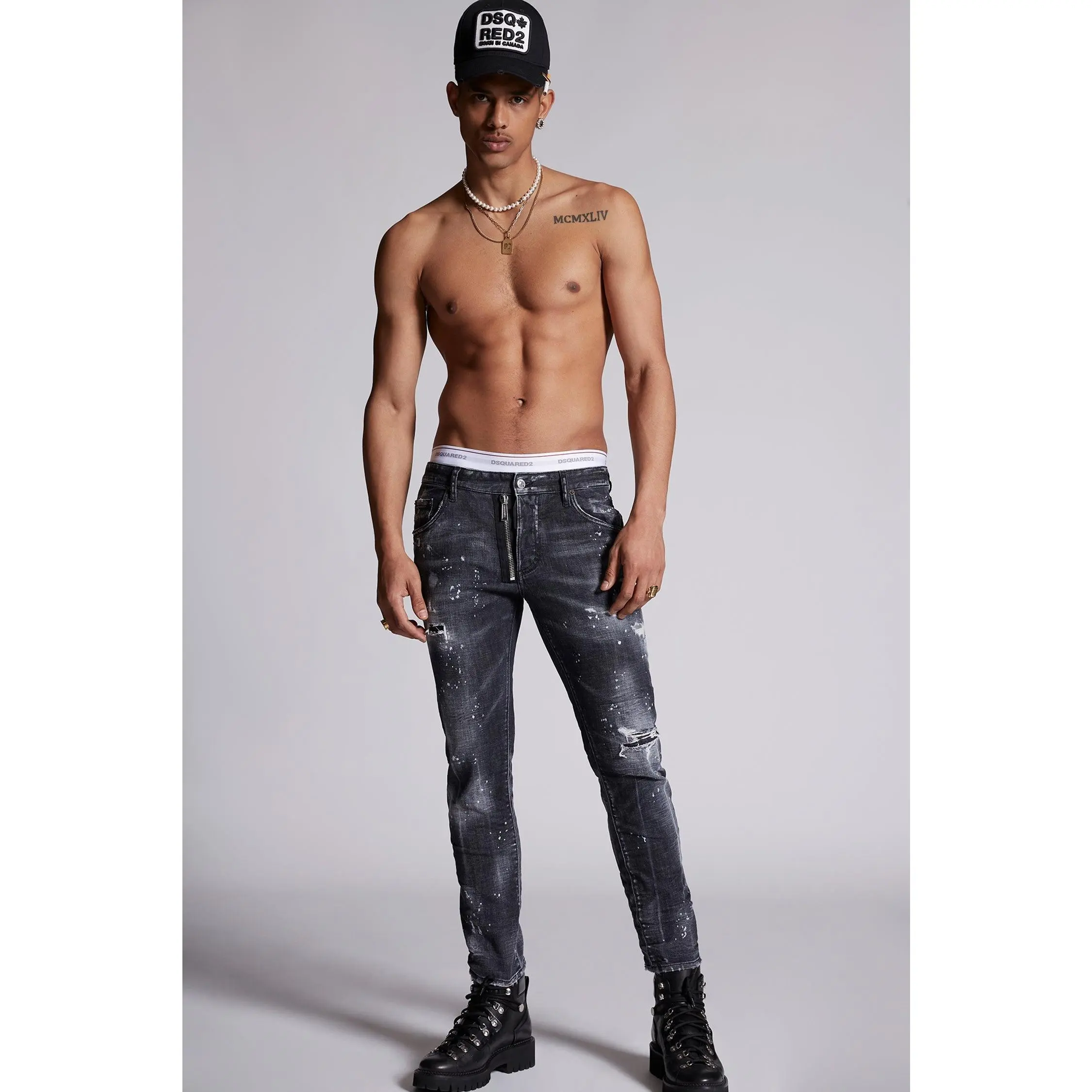 DSQUARED2 BLACK POWDER ZIP WASH SKATER JEANS