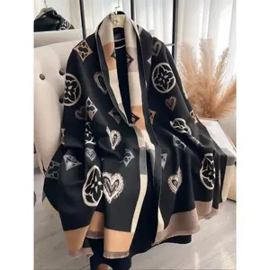 Heart Pattern Tassel Decor Scarf, Casual Soft Warm Thickened Double-sided Shawl for Fall & Winter, Fashion Accessories for Women & Men