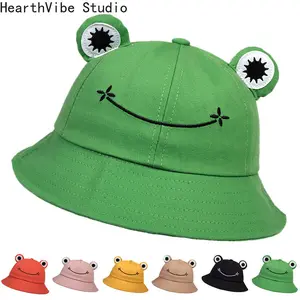 Women's Frog-Themed Bucket Hat —Embroidered, Sun-Shading, Warm, and Ear-Protecting