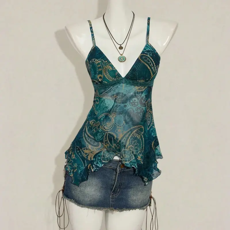 Ladies Vacation Cashew Flower Print Ruffle Strapless Top, Cute Summer Casual Boho Sleeveless Blouse for Outings, Women's Stylish Tank Top, Floral Print Bandeau, Sleeveless Tank Tops