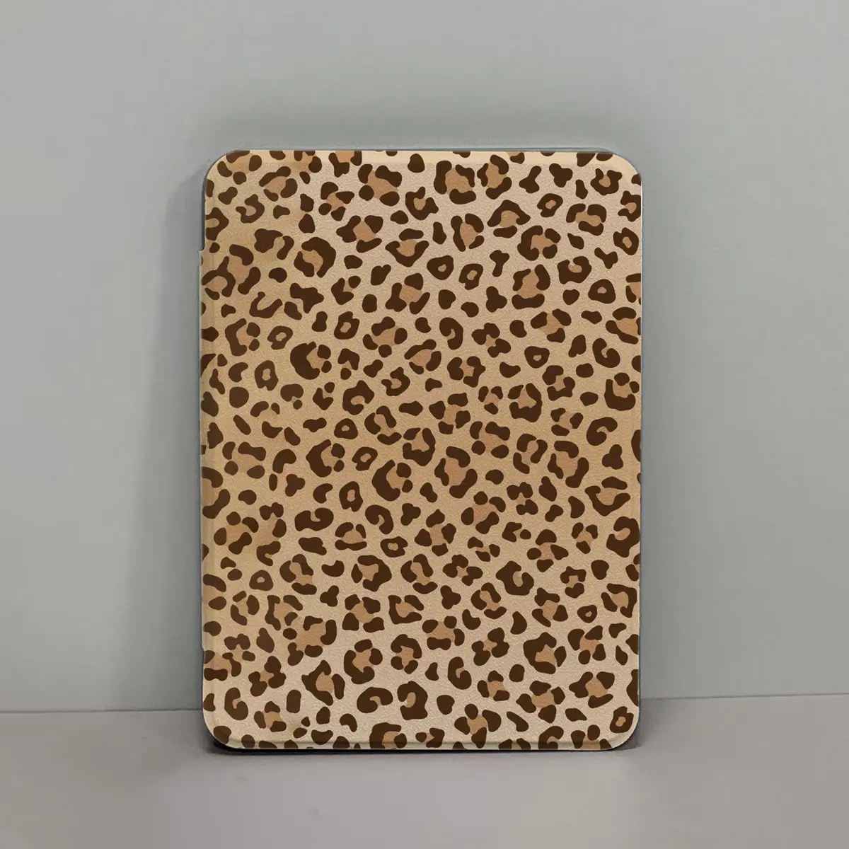 20Pcs Leopard Print Leather Flip Tablet Cases with Clear Back, Compatible with Kindle Basic 2022/2024-6.0 Display, KPW5-2021 Kindle Paperwhite 6.8 11th Gen & 2024 KPW6-7.0 12th Gen, Ideal Gifts