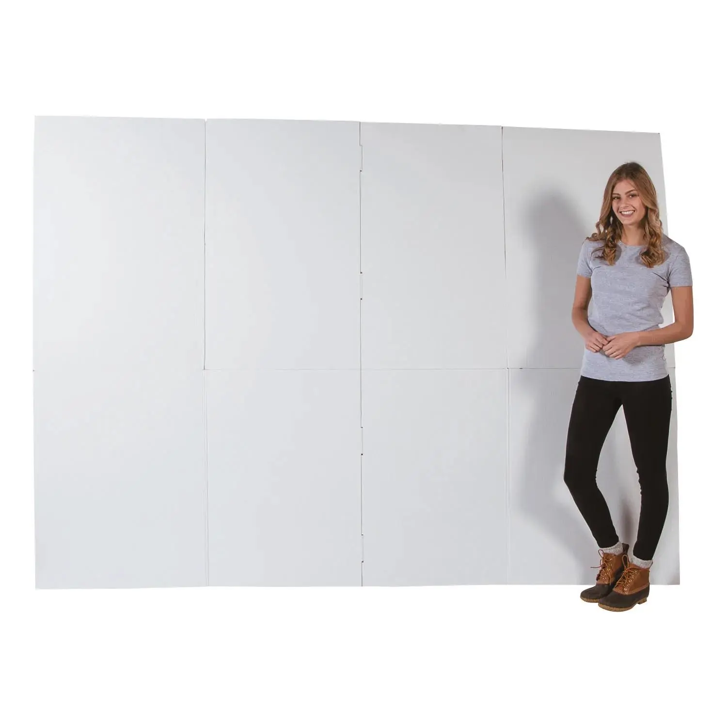 DIY Photo Booth Backdrop Board