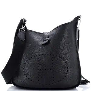 Pre-owned HERMÈS material Messenger Bags Hermes Evelyne Bag Gen III Clemence GM by Rebag