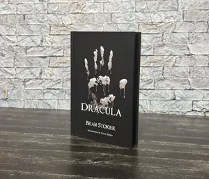 Dracula by Bram Stoker - Black Spine Book Collection