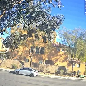 Product Review of Luna Window Camera for Home - 2K 2.4GHz Wifi, Indoor Glass-Mount Security Camera, Stick-On No-Drill Install, Clear Window View for Outdoor Monitoring, Color Night Vision Through Glass, Smart AI Motion Detection, Easy Setup for Home & Apartment from W**h 🌟**i J** S**r 5**