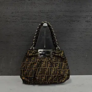 Pre-owned FENDI Canvas Shoulder Bags 7.8'' R4449 Shoulder Bag C14308112567 0411 T2 Fiona