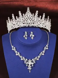 A set of fashionable jewelry for women's weddings, bridal accessories, grand rhinestone crowns with necklaces and earrings, 4-piece wedding jewelry set, Matching Jewelry Set, suitable for weddings, parties, and gatherings