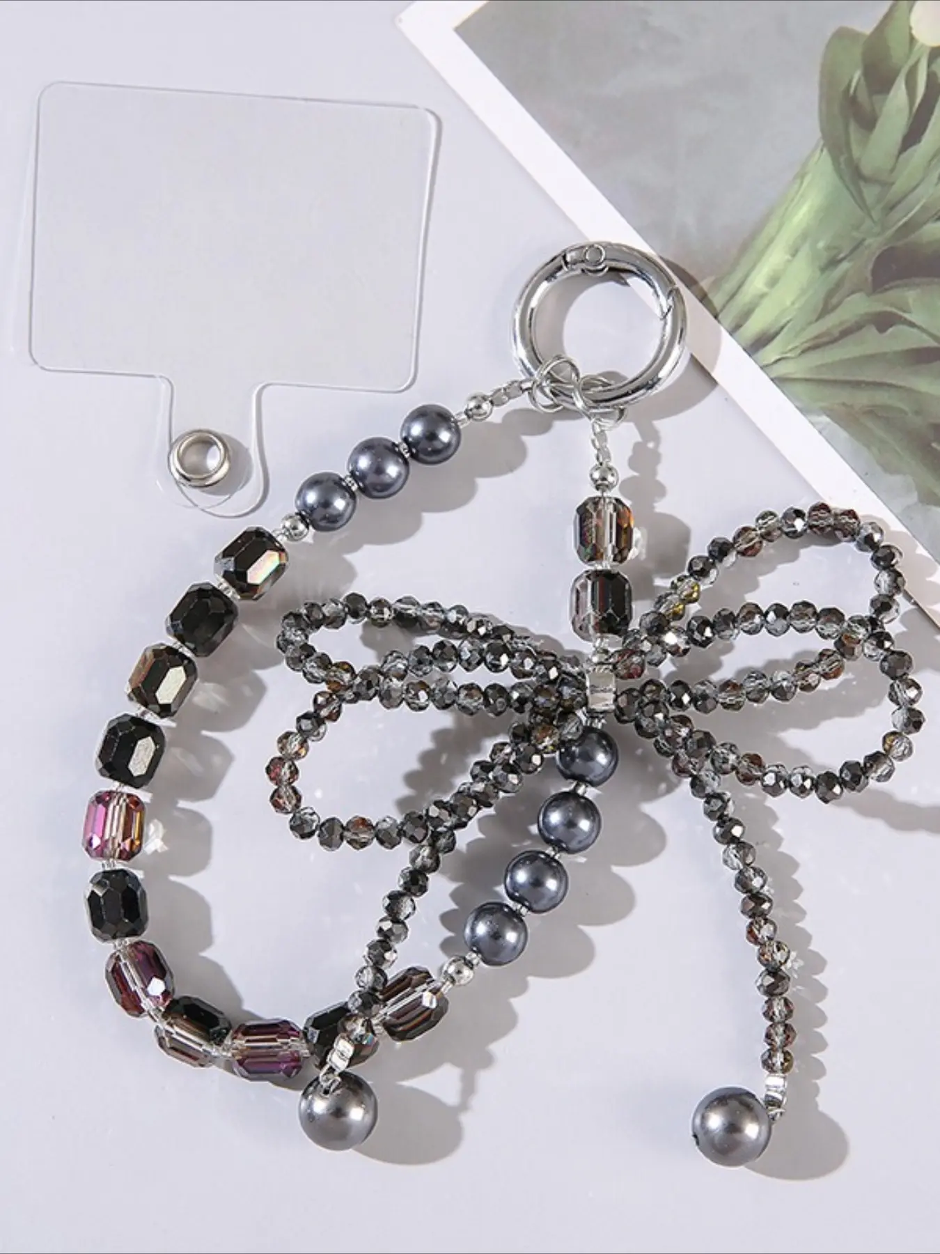 1 Piece Pearl Bow Phone Lanyard: Short, Exquisite Crystal Phone Strap—Instagram-Worthy, Lightly Luxurious, and Sophisticated for Women