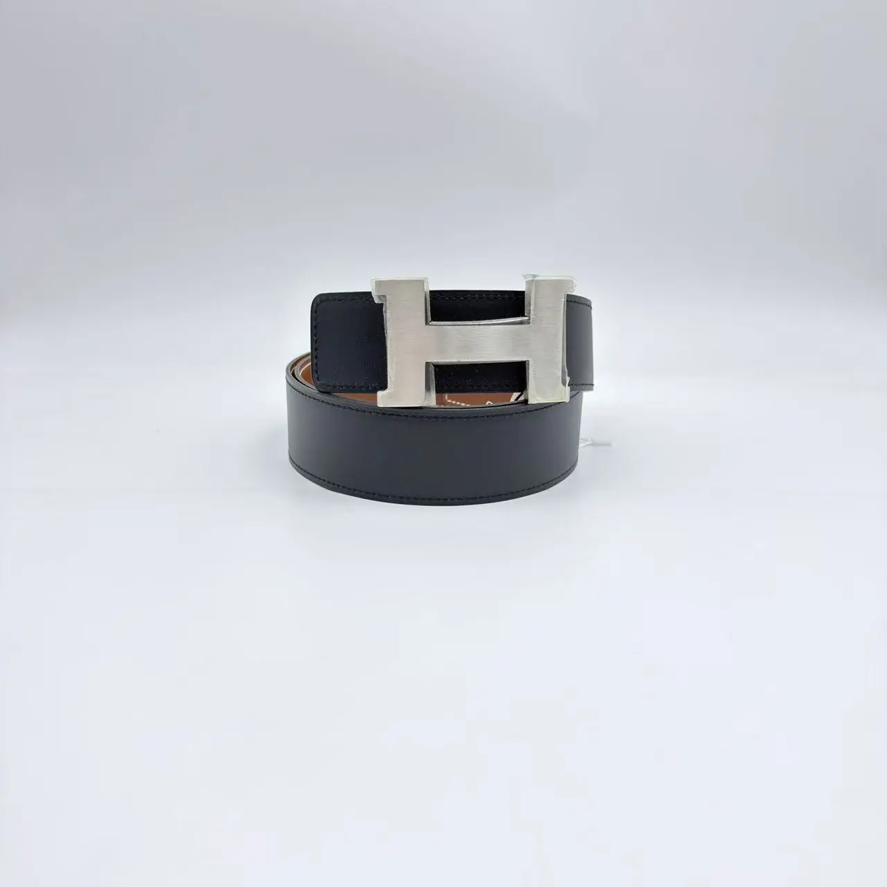 Pre-owned HERMES Sliver Buckle & Double sided Black and Brown Leather Belt 42mm Q615
