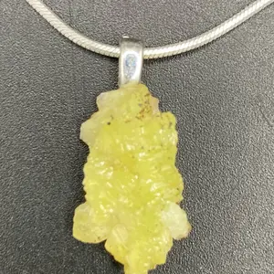Sulfur quartz pendant