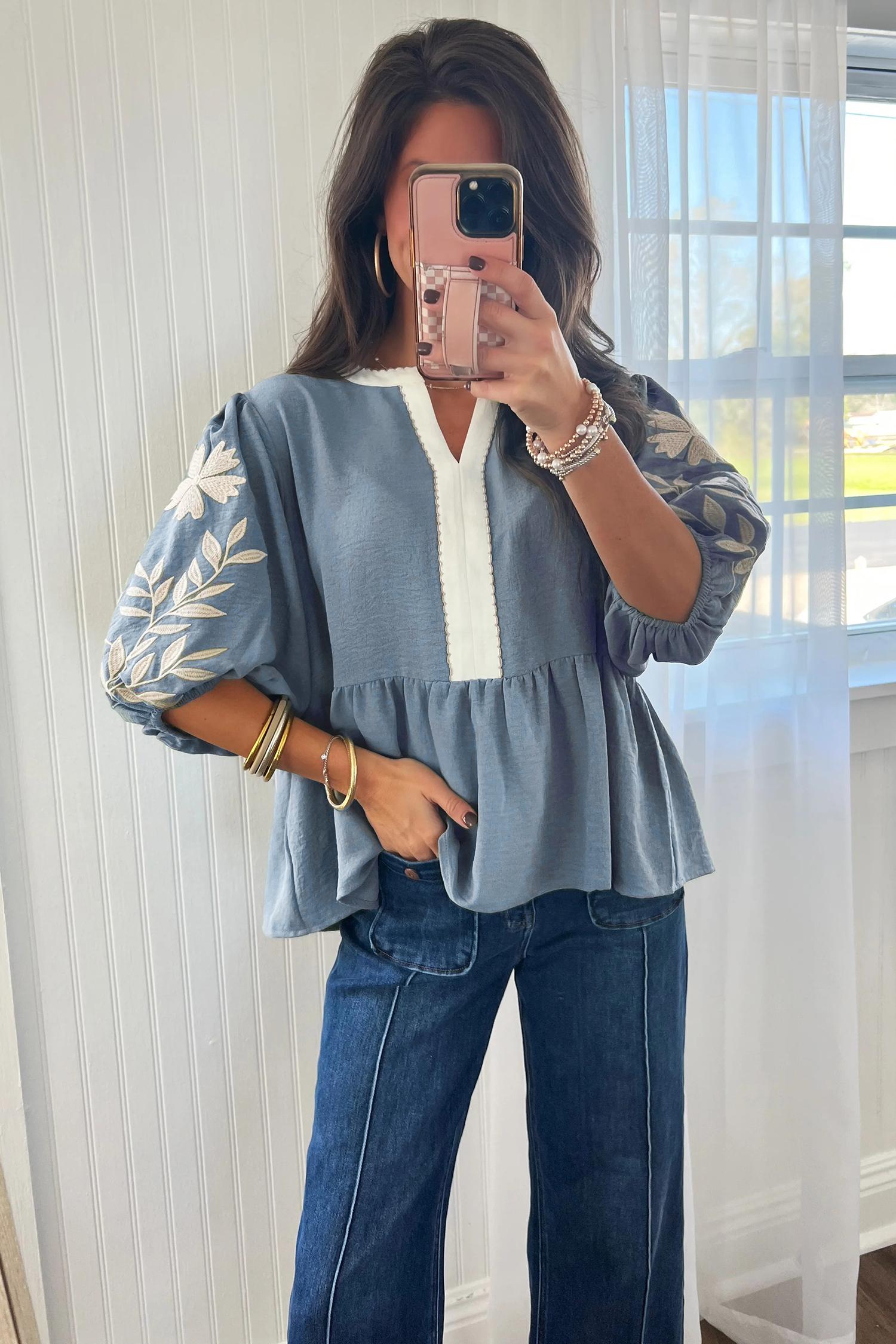 Women's Smoke Green Color Block Patchwork V-Neck Embroidered Puff Sleeve Babydoll Blouse, Casual Everyday Flowy Summer Tops for Women, Cute Preppy Peplum Shirts, Chic Boho Embroidered Blouses, Romantic Aesthetic Apparel