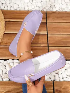 Women's Classic Plain Low Heel Shoes, Fashionable and Sexy, High-End Slant Metal Chain Decoration, Comfortable Casual Loafers