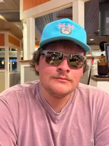 "Surfs Up" Rope Hat