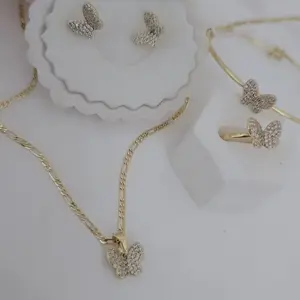 Set #775 estilo mariposa delicado y fino