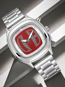 Stylish Retro Concept for Men, Stainless Steel Wristwatch, Digital Analog Display Quartz Movement Trendy Sporty Design