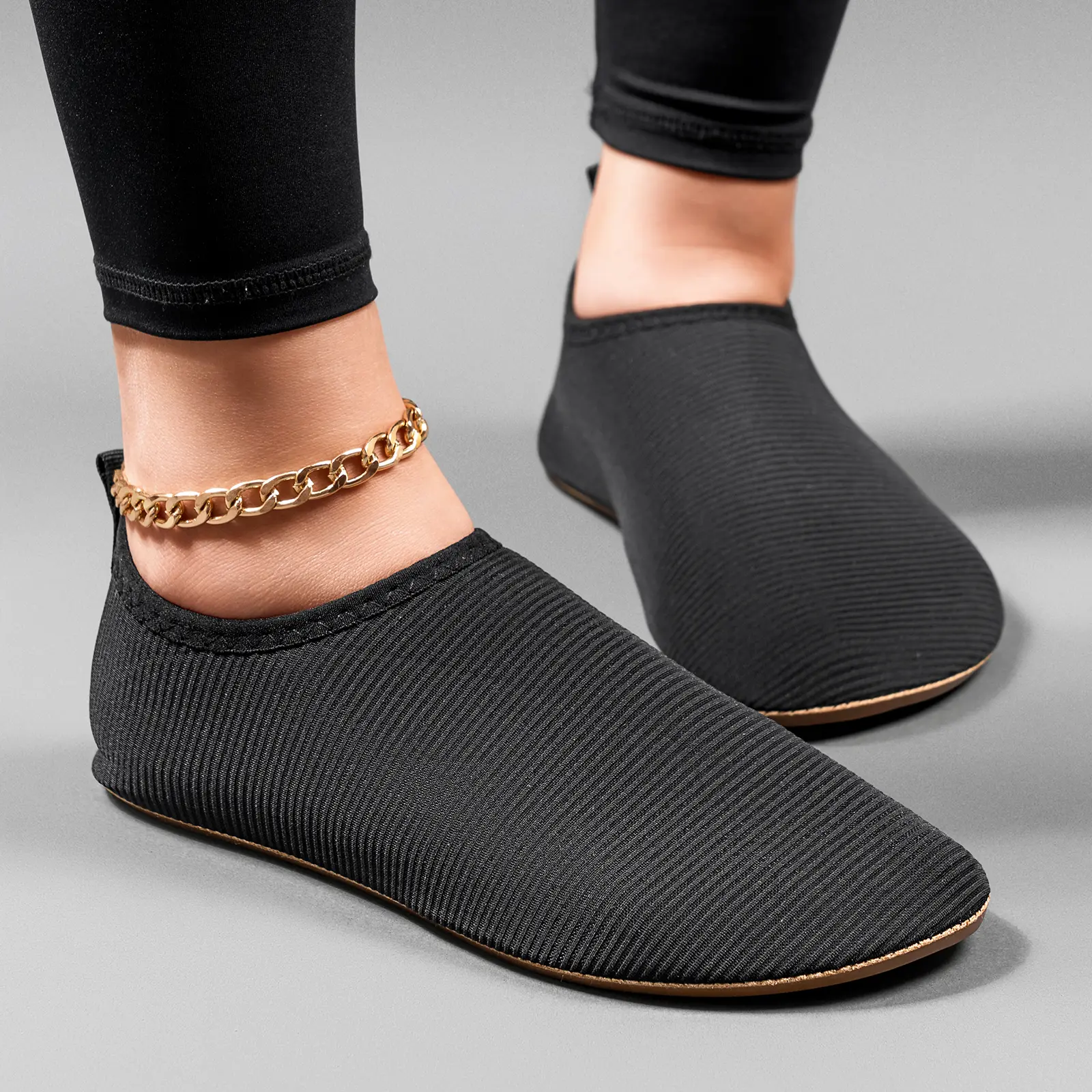 Thin Stripes - Black