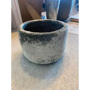 Gia Cement Pot