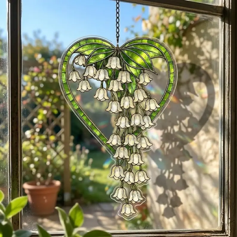 Lily of the Valley Heart Suncatcher Stained Glass Window Hanging Panel, Acrylic Crystal Prism Garden Decor, Cute Cottagecore Hanging Ornament Gift for Mom, Grandma, Birthday, Spring Home Decoration