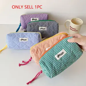 Gingham Pattern Pencil Case, 1 Count Zipper Pencil Bag, Stationery Storage Bag for Home School, Art Supplies, Zipper Makeup Bag, Cosmetic Bag, Travel Toiletry Bag, Art Materials