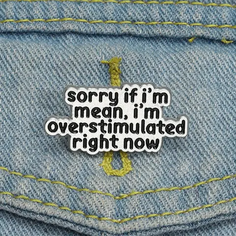 Letter Enamel Pin, Fashion Brooch for Women & Men, Enamel Lapel Pins Suitable for Backpacks, Jeans, Scarves, Hats Decoration, Alloy Brooch Pin