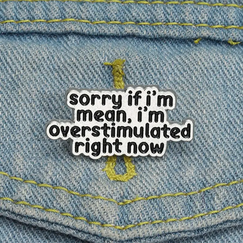 Letter Enamel Pin, Fashion Brooch for Women & Men, Enamel Lapel Pins Suitable for Backpacks, Jeans, Scarves, Hats Decoration, Alloy Brooch Pin