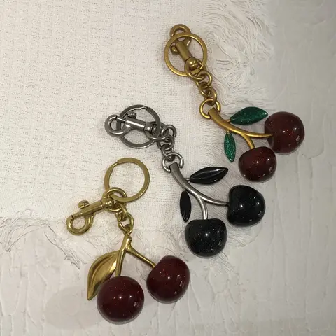Fashionable Alloy Kawaii Cherry Fruit Charm Keychain - Carefully Carved Artwork, Auspicious It Girl Style Accessories, Bear/Snail Fruit & Vegetable Themed Costume Jewelry Pendant, Ideal for Festival Gifting & Personal Use