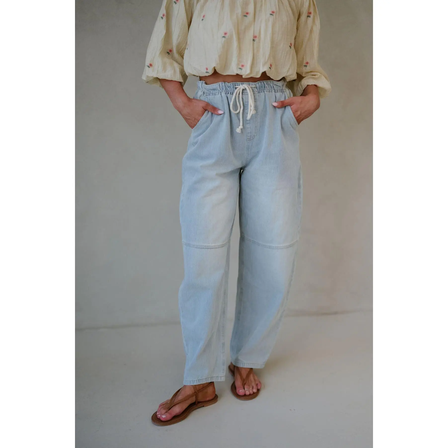Lightweight Drawstring Jeans-Light Wash