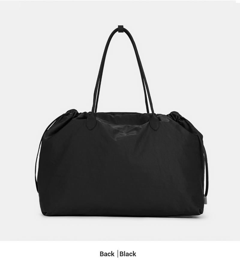 Versatile Large Capacity Tote Bag for Work & Travel Classic Black Shoulder Bag with Easy Carry Handles Perfect for Everyday Use Versatile Large Capacity Tote Bag for Work & Travel Classic Black Shoulder Bag with Easy Carry Handles Perfect for Everyday Use