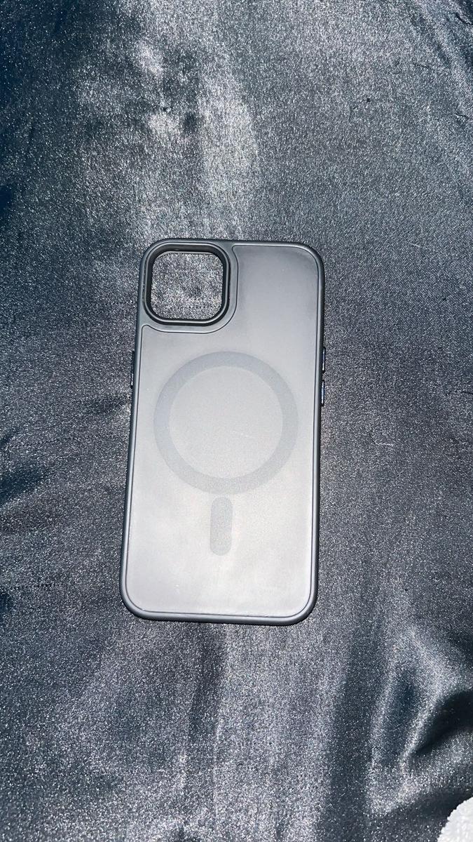 Item: Black, For iPhone 14