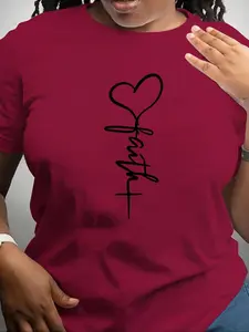Plus Size Heart & Letter Print Round Neck Tee, Casual Short Sleeve T-shirt for Summer, Women's Plus Clothing for Daily Wear