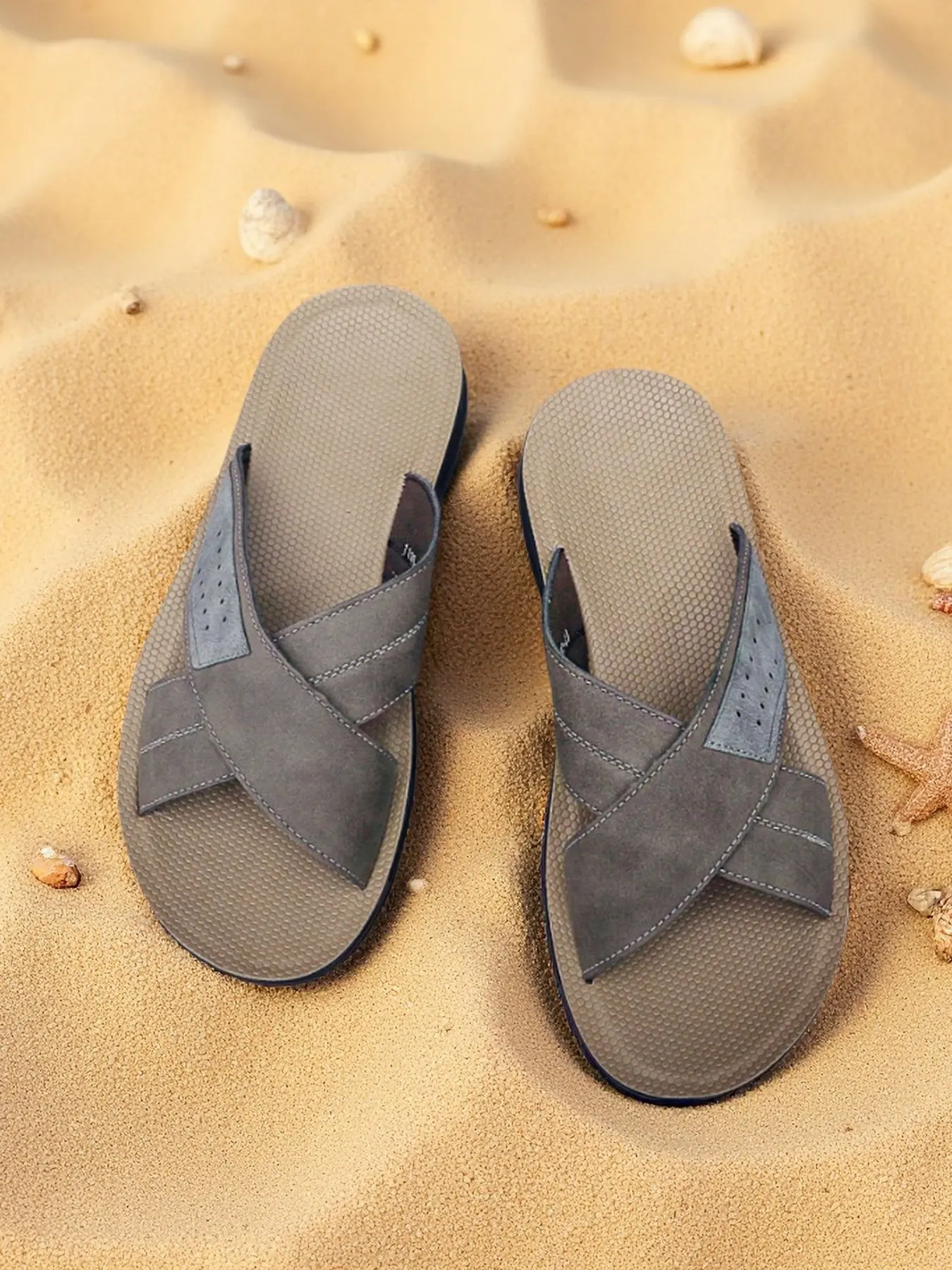 New Men's Colorblock Handmade Sandals, Cross Strap Breathable Lightweight Beach Outdoor Shoes, Casual Street Trendy Slippers