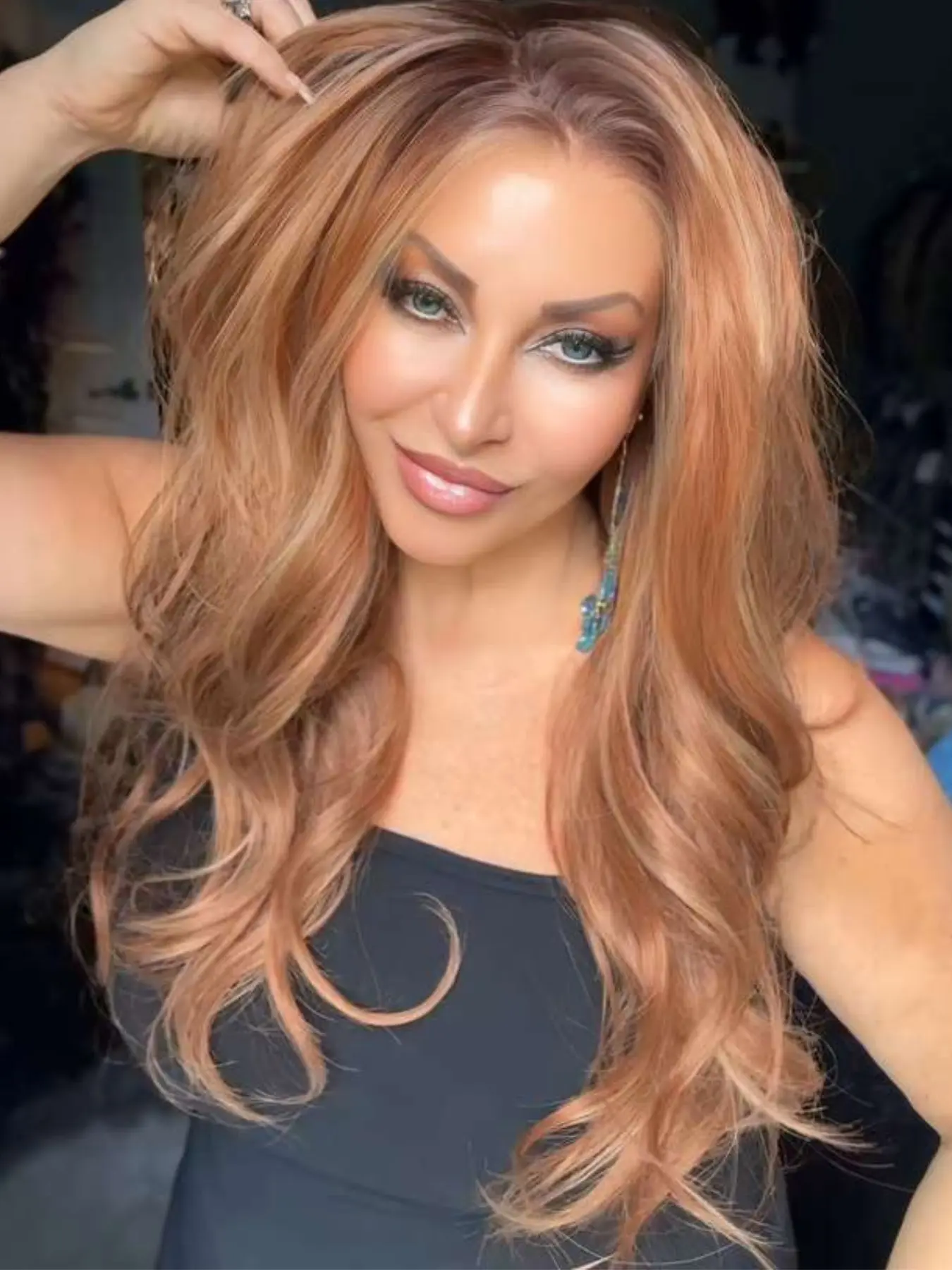 MACA BAKA Clio Sunkissed Ginger Copper Ombre Highlight Lace Front Wig with Scandinavian Hairline Low Density 20 Inches Long Natural Wavy Soft Ginger Auburn Blonde HD Synthetic Lace Front Wigs for Women Pre Plucked