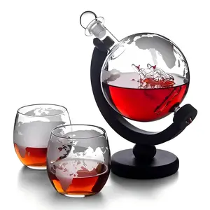 Whisky Decanter Spherical Set With 2 Etched Whisky Glasses - Spherical Aerator For Spirits, Scotch Whisky, Bourbon, Brandy, Vodka Utensils