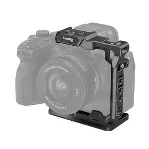 SmallRig Camera Half Cage for Sony Alpha 7R V/ Alpha 7 IV/Alpha 7S III/Alpha 1/Alpha 7R IV - 3639