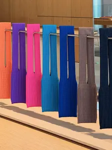 Fashion Autumn Winter Knitted Pocket Phone Bag, Long Short Crossbody Handheld Trendy Accessory, Portable Mobile Storage Pouch, Fashionable Crossbody Bag