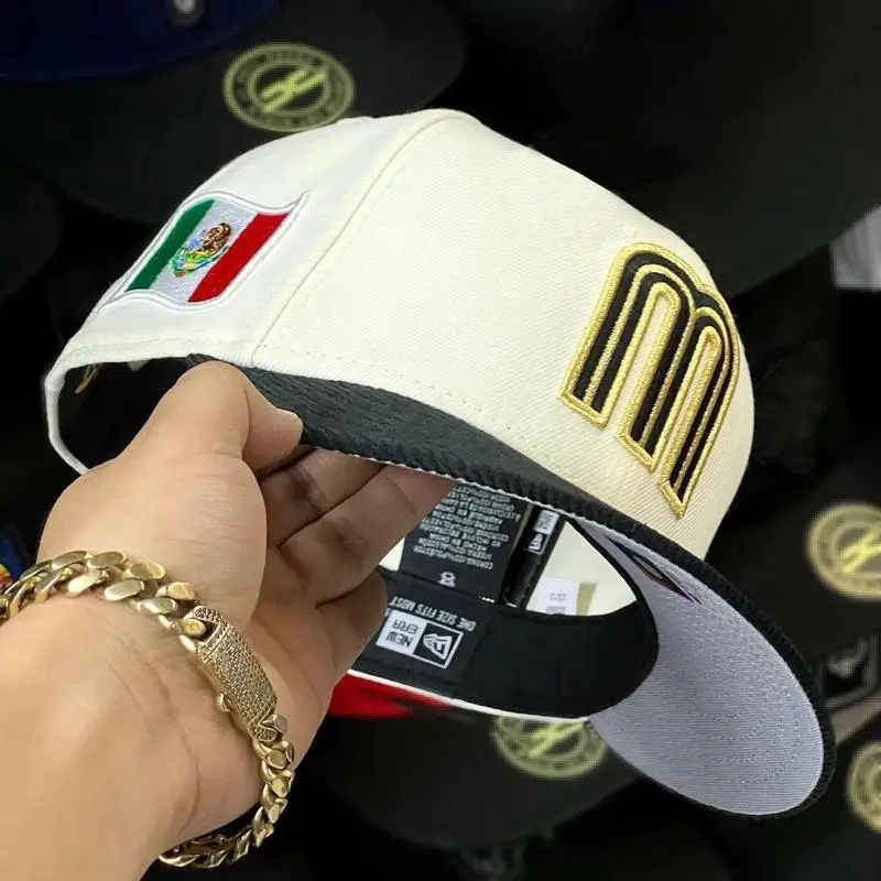 Embroidered Letter M Snapback Hat, Adjustable Flat Brim Unisex Streetwear Hip Hop Sports Collectible Cap