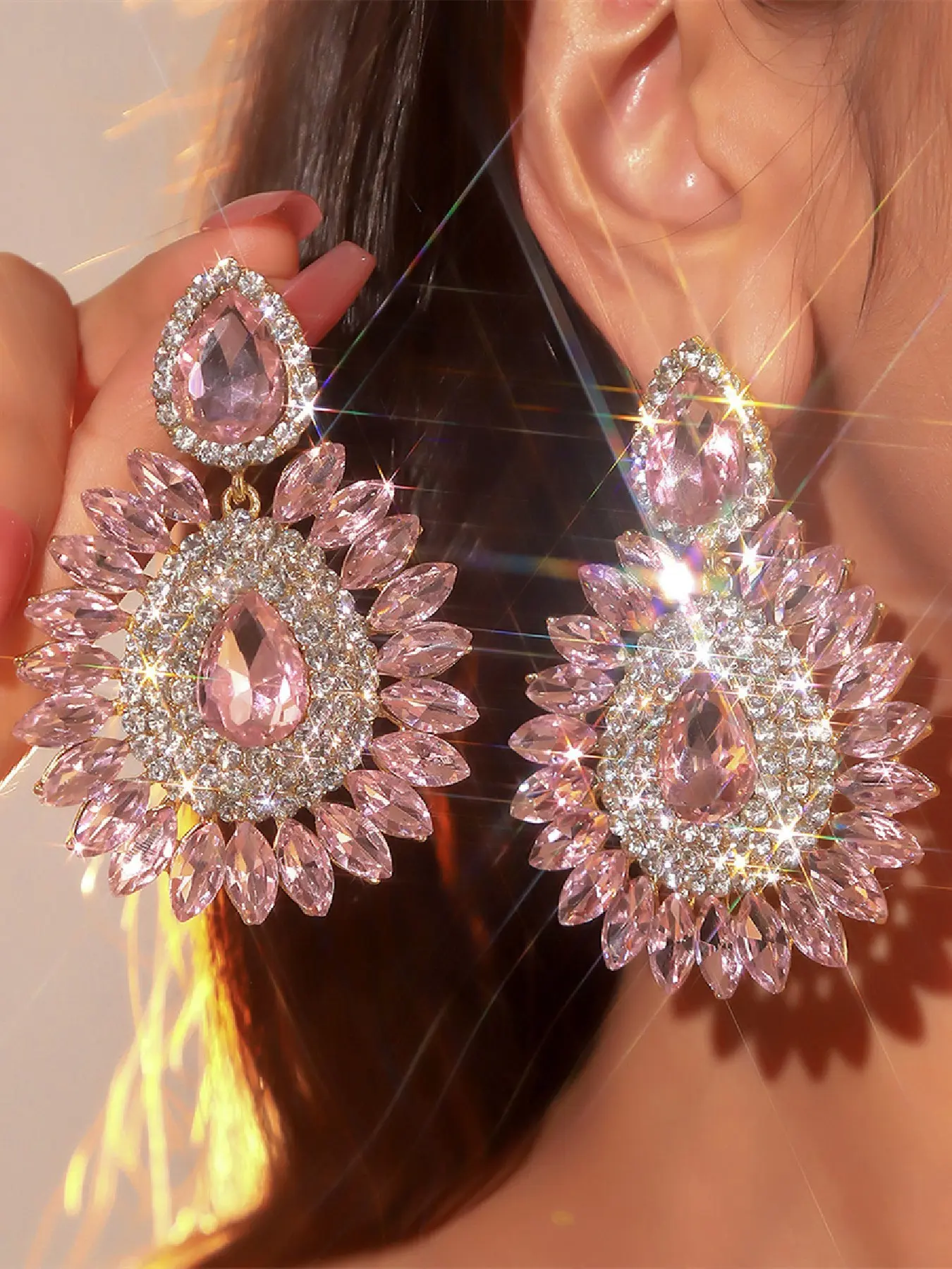 Crystal Sunflower Earrings for Women, Perfect for Parties Weddings Holidays, Casual Style, Fashionable Earrings, Party Earrings, Copper Alloy Chain, No Choking Hazard, Versatile Wear, Statement Earrings
