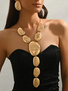 Lxalry Elegant Geometric Oval Design Fashionable Jewelry Set, Chic Necklace Earrings Bracelet Accessories, Metal Finish, 3 Piece Set