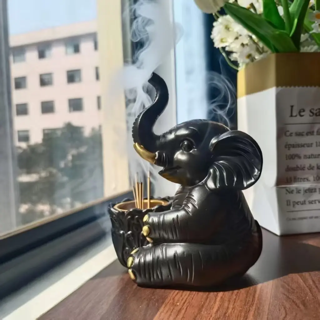 Elephant Design Candle Holder, Cute Animal Candlestick, Candlestick Holders, Vintage Candle Stand for Home Decor, Home Accessories, Decoration Items, Living Room, Unique Bedroom Desktop Decoration, Fashion Indoor Furniture Gift