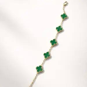 Pulsera de trébol color verde