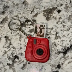 Personalized camara keychain