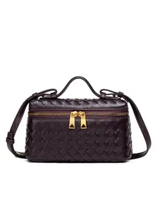 Fashionable Handwoven Lunch Box Bag, Single Shoulder Crossbody Bag, Trendy Messenger Bag, Stylish Daily Use Accessory, Handheld